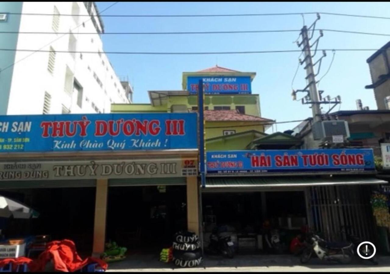 Khach San Thuy Duong III Hotell Sam Son Exteriör bild